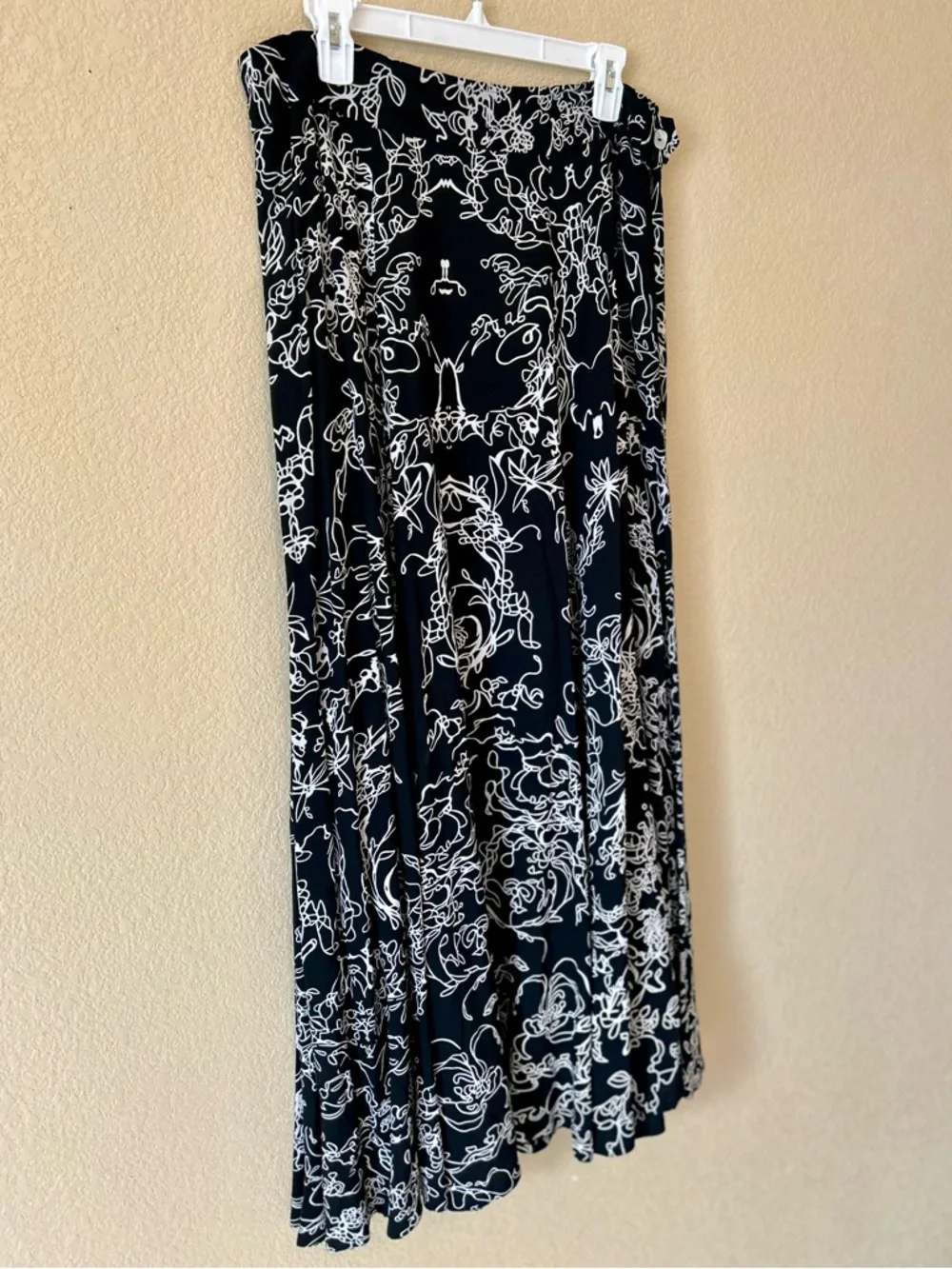 Soft Surroundings Black and White Doodle-Print Maxi Skirt Size L Cottagecore - Picture 2 of 5